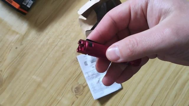 Наключный фонарь Sofirn C01 с красным светом