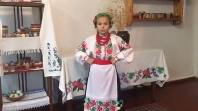 Київська Даша 8 років. Коляда "Ой, високо над полями" смотреть онлайн