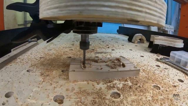 Как сделать деревянную бабочку из дерева. Wooden bow tie DIY. смотреть онлайн