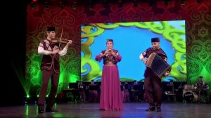 Айхайлүк — Фарида Калимуллина (курай), Тимур Гилязутдинов (скрипка), Марсель Вахитов (тальянка) 2018