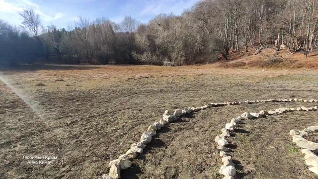 У меня с сыном поход выходного дня.Ангарский перевал, кутузовское озеро, роща сейкой.Крым.Ноябрь202