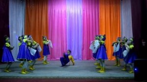 Ансамбль Искорки танец Один парень на деревне 2020 г.