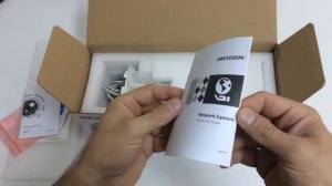 HikVision DS-2CD2642FWD-IS 2.8-12mm IP camera unboxing