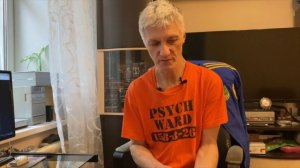 АЛЕКСАНДР ЧЕРНЕЦКИЙ I Интервью о виниле группы «Разные Люди» «1992» (Петербург, октябрь 2021) 4K