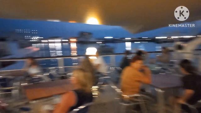 Ночная морская прогулка на теплоходе Дагомыс. Город Сочи