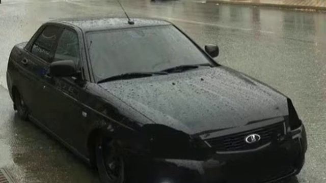 (Эту песню ищут все)А едет катится занижена приора смотреть онлайн