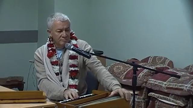 2013-01-03 - Чайтанья Чандра Чаран Прабху - Киртан