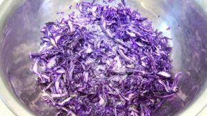 Салат из краснокочанной капусты