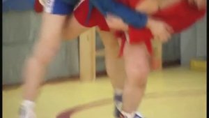 Контрприем подхват изнутри против обратной задней подножки