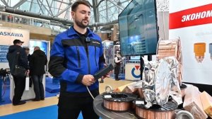 Манипулятор сварочный МС-5 в комплекте со шкафом управления, пультом управления и педалью