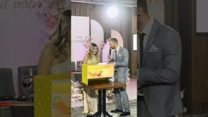 Супер предложение руки и сердца на свадьбе друзей! Очень оригинально!