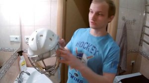 Уход за вратарским шлемом