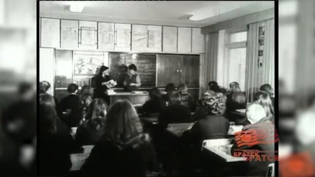29 октября отмечает 105 летний юбилей ВЛКСМ  В Братске, единственном городе пяти комсомольских стро