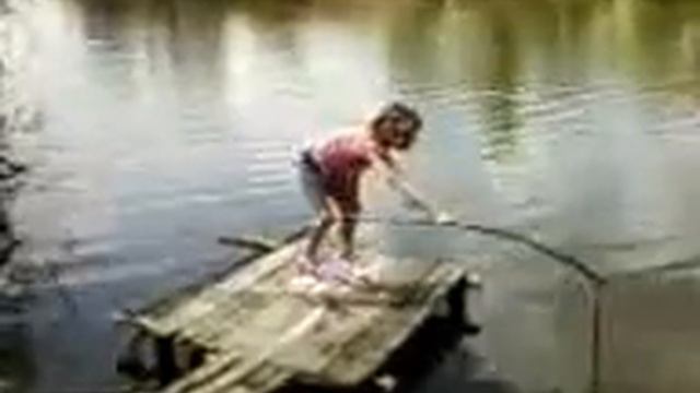 Детская рыбалка палкой