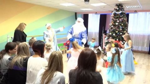 Проведение новогоднего праздника часть 3