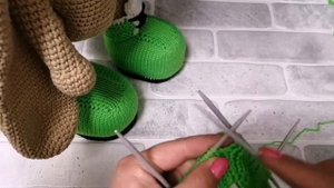 связать штанишки для зайки тильда спицами