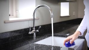 How to clean your Dyson V8™ cordless vacuum's filters