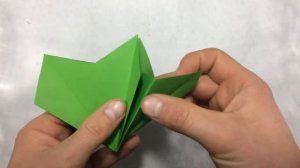 Как сделать самый простой оригами листик