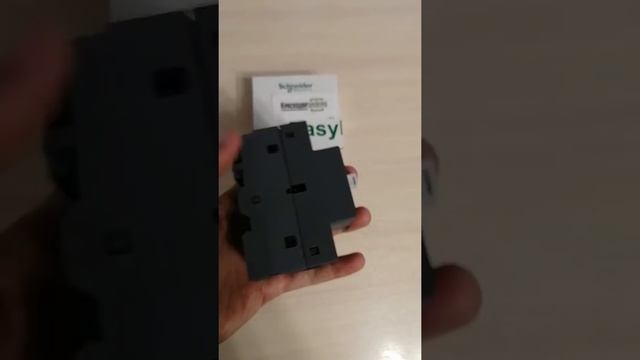 Автомат защиты двигателя с термомагнитным расцепителем Schneider Electric GZ1E10