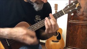 Tom & Jerry Cruise Cat Ukulele