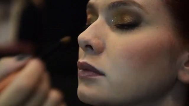 Salon Carrousel du Louvre смотреть онлайн