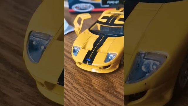 Подробный осмотр FORD GT