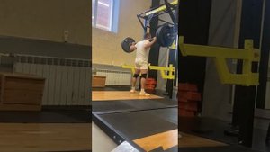 приседания, 150 кг на 12 повторений!