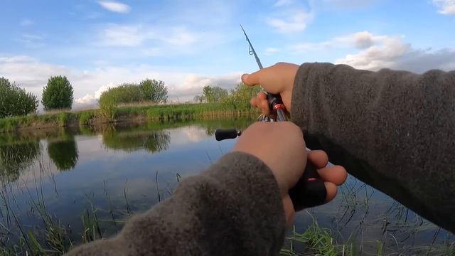 Крупная щука, Думал не вытащу!!!! смотреть онлайн