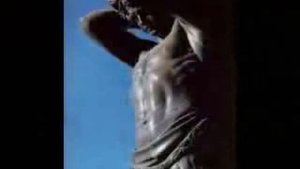 Атланты держат небо на каменных руках