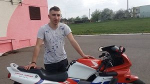 Знакомство с Honda NSR 125.Двухтактная ракета!