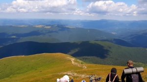 ГОВЕРЛА . Самая высокая точка Украины / Гора Говерла 2061 м над уровнем моря / Карпаты / Река