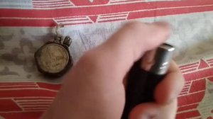 Как сделать зажигалку из гайки и монет