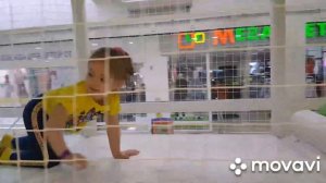 Милаша в банана парк Омск.Milasha plays in a banana park in Omsk.