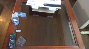 Unboxing Sony UPB-X700 Ultra HD Blu-Ray Player