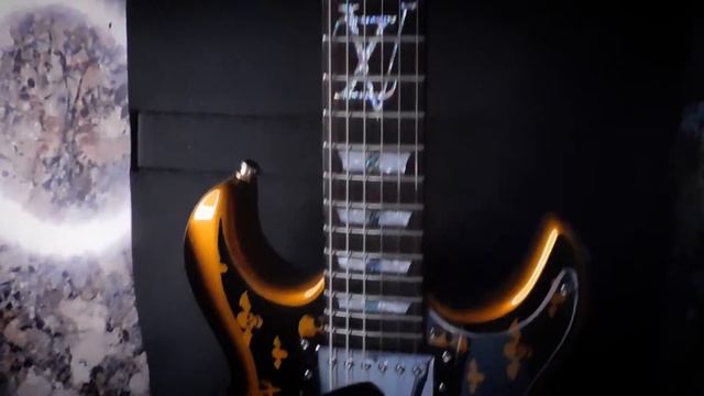 Schecter ZV Guitar Review смотреть онлайн