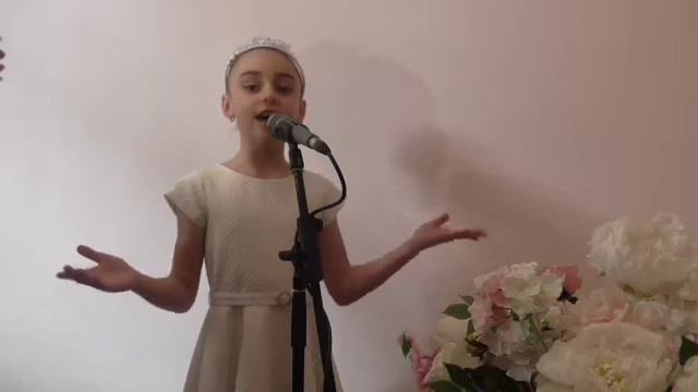 Арнэлла Хугаева, 8 лет, "Соловушка" комп. Иголкин, ДМШ №1 им.П.И.Чайковского, г. Владикавказ смотреть онлайн