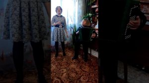 В лесу прифронтовом