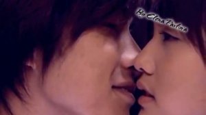 Дьявол рядом с тобой/  Devil beside you