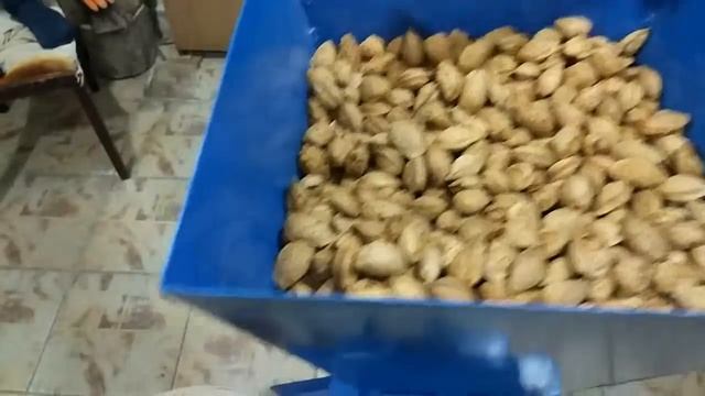 Badem Kırma Makinası смотреть онлайн