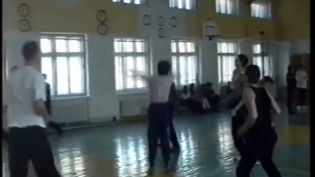 11 "А" класс, урок физкультуры, 1997 смотреть онлайн