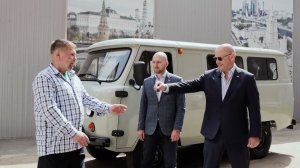 Автомобиль УАЗ в подарок Ковалёвскому детскому дому  Ассоциация КАМИ