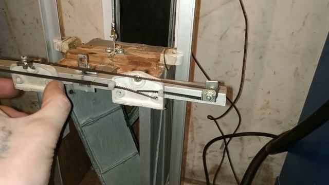 Сегодня на один канат зачалил макет лифта смотреть онлайн