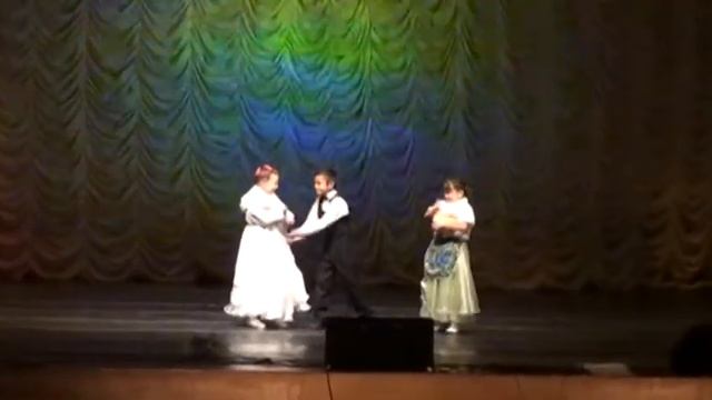 Танцуют все (обалденный танец) смотреть онлайн