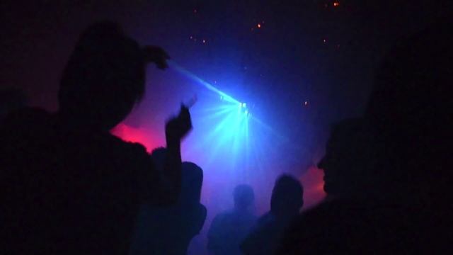 Hirncreme with Nino Mora // SASS смотреть онлайн