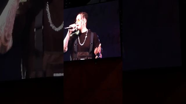 MBand и Ангелина Галецкая - Посмотри на меня смотреть онлайн