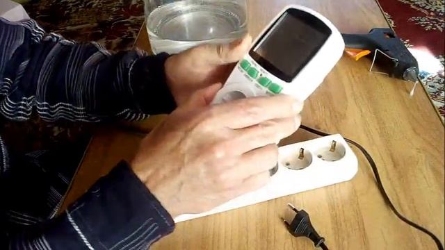 Крутой многофункциональный ватметр с алиэкспресс. Cool multi function power meter with aliexpress.