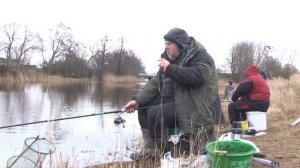 ЗИМА с ПОПЛАВКОМ продолжается! / На рыбалку с Нормундом #107