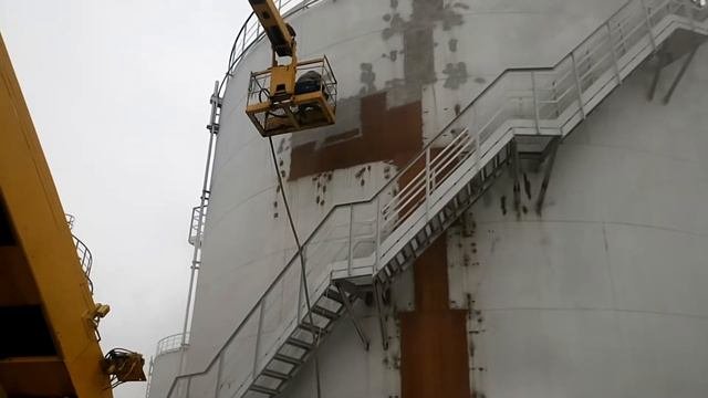 Очистка и антикоррозионная защита нефтяных резервуаров