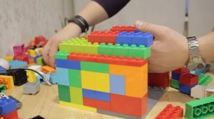 Лего Дупло. Строительство гаража. LEGO DUPLO. Garage construction.