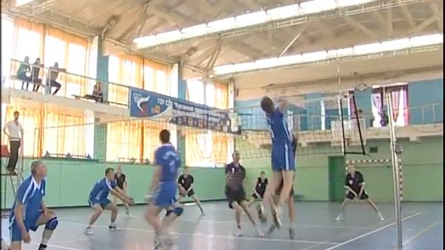 Мужские дуэли на мяче смотреть онлайн